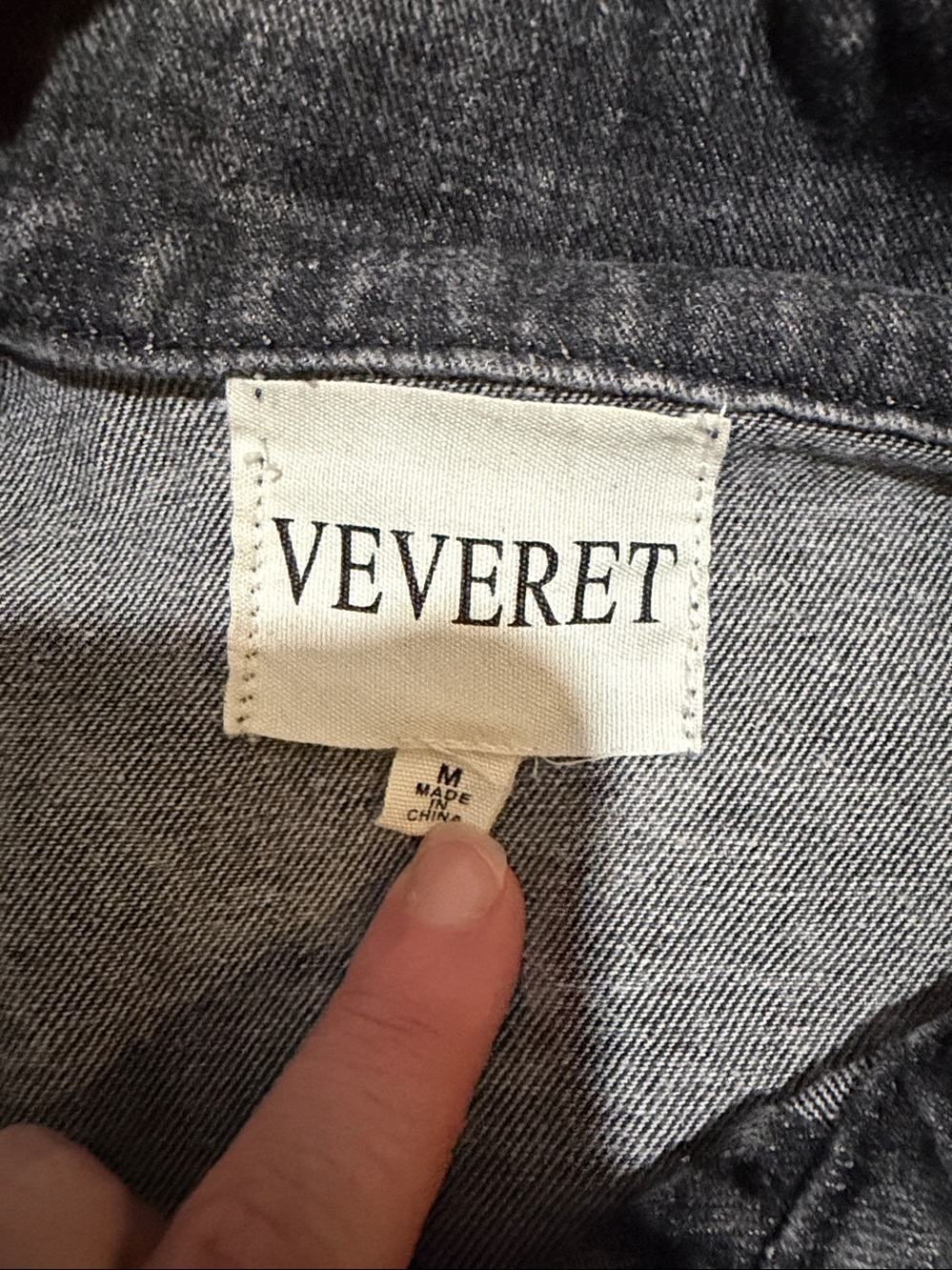 Vervet by Flying Monkey Black Denim Jacket with Leopard Print Sleeves - Picture 2 of 3